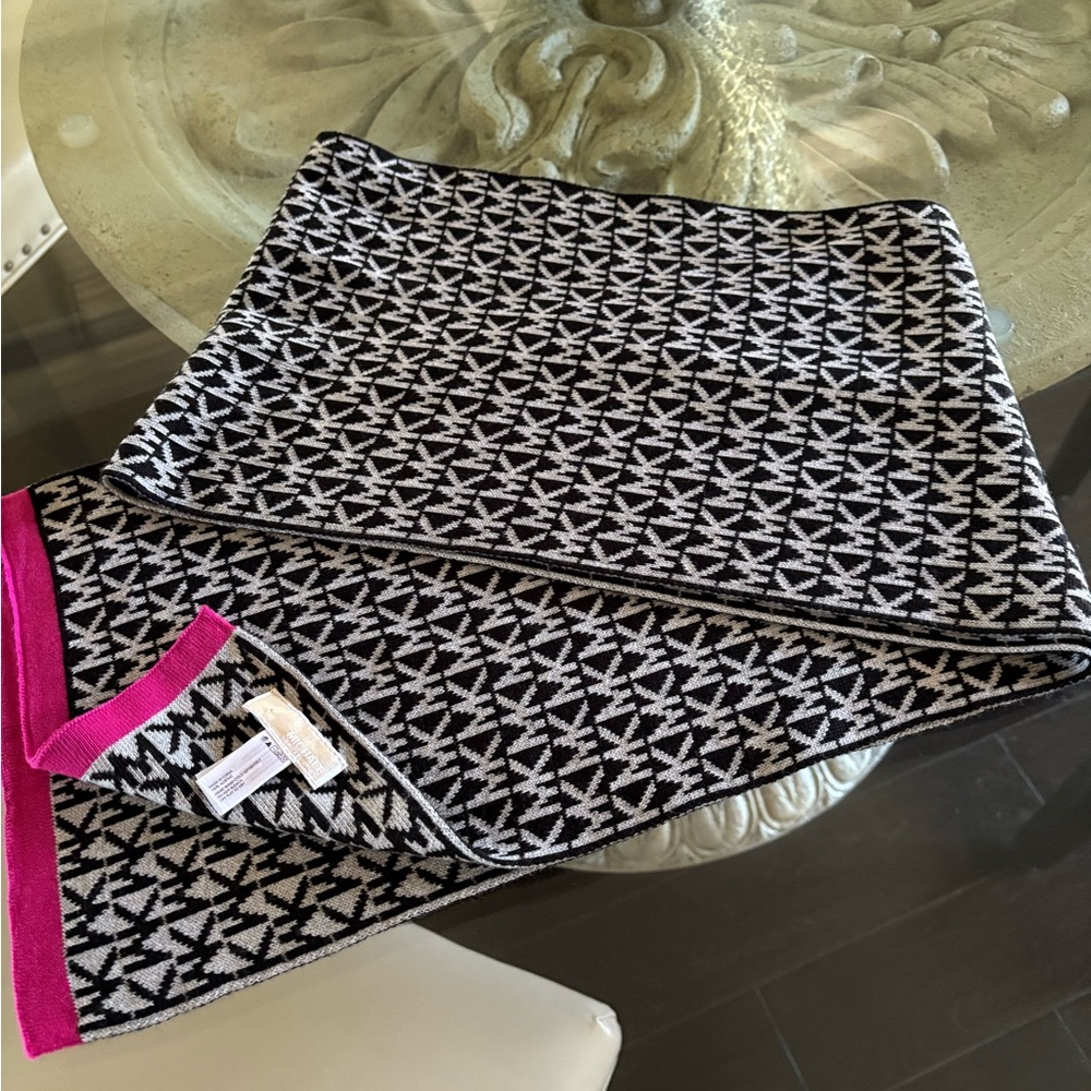 Michael Kors Scarf